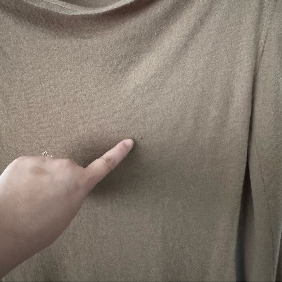 Comptoir Des Cotonniers flawed 100% cashmere sweater tan Size Small - Picture 3 of 11